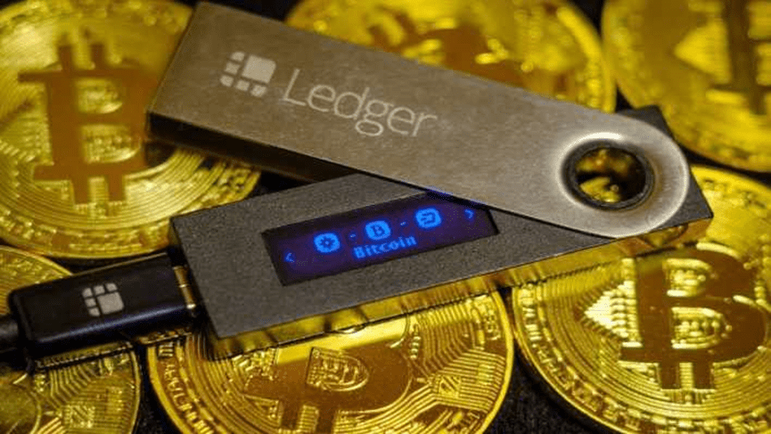 محفظة Ledger nano للعملات المشفرة